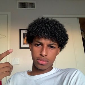 Meet your Posher, Miles